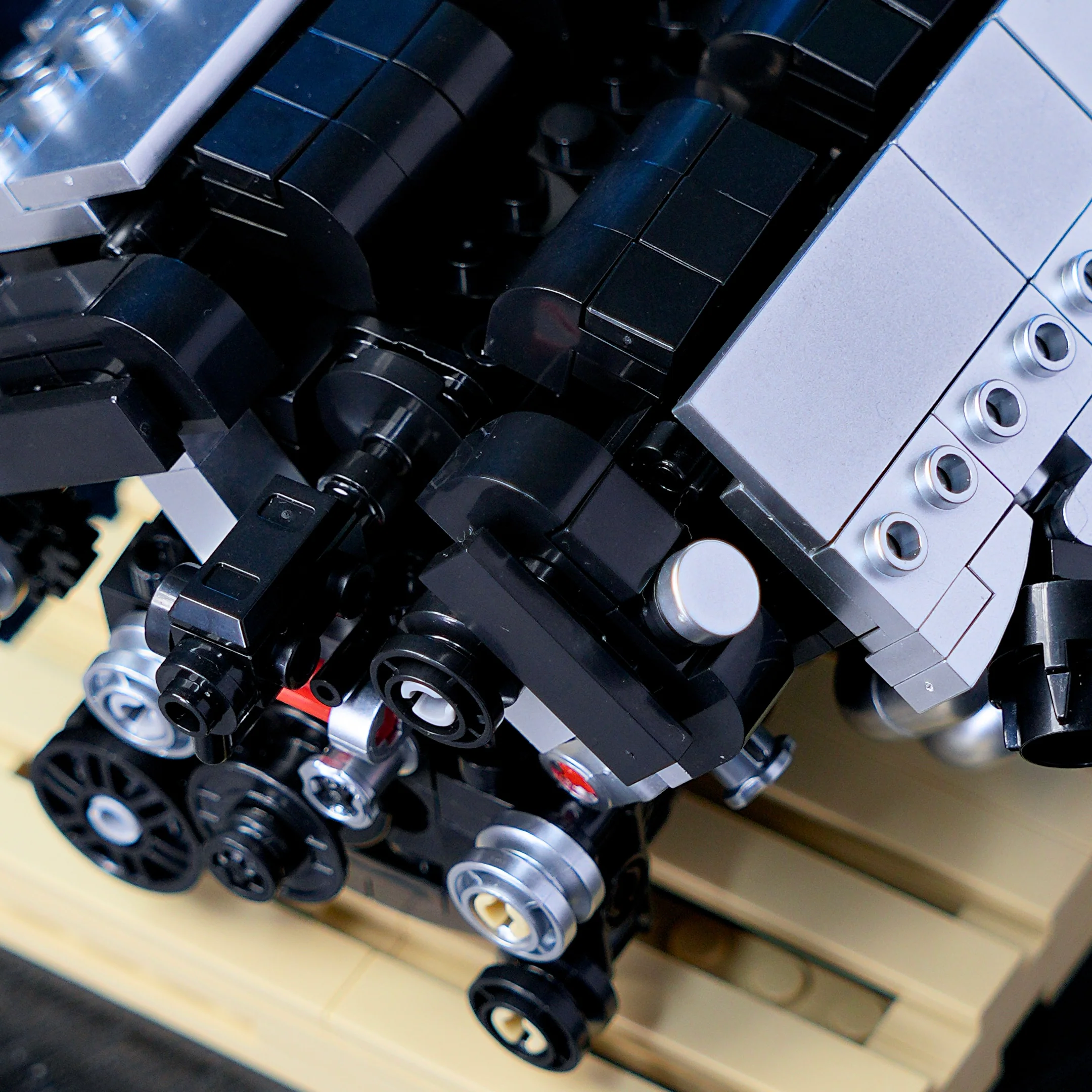 DB9 V12 Mini Engine - Image 11